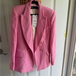 Zara Pink Sport Coat with Peaked Lapels and Oversized Fit